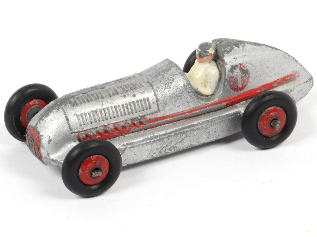 Lot 203 - DINKY TOYS (FRANCE) (1)