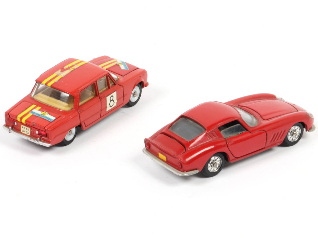 Lot 262 - DINKY TOYS (FRANCE) (2)