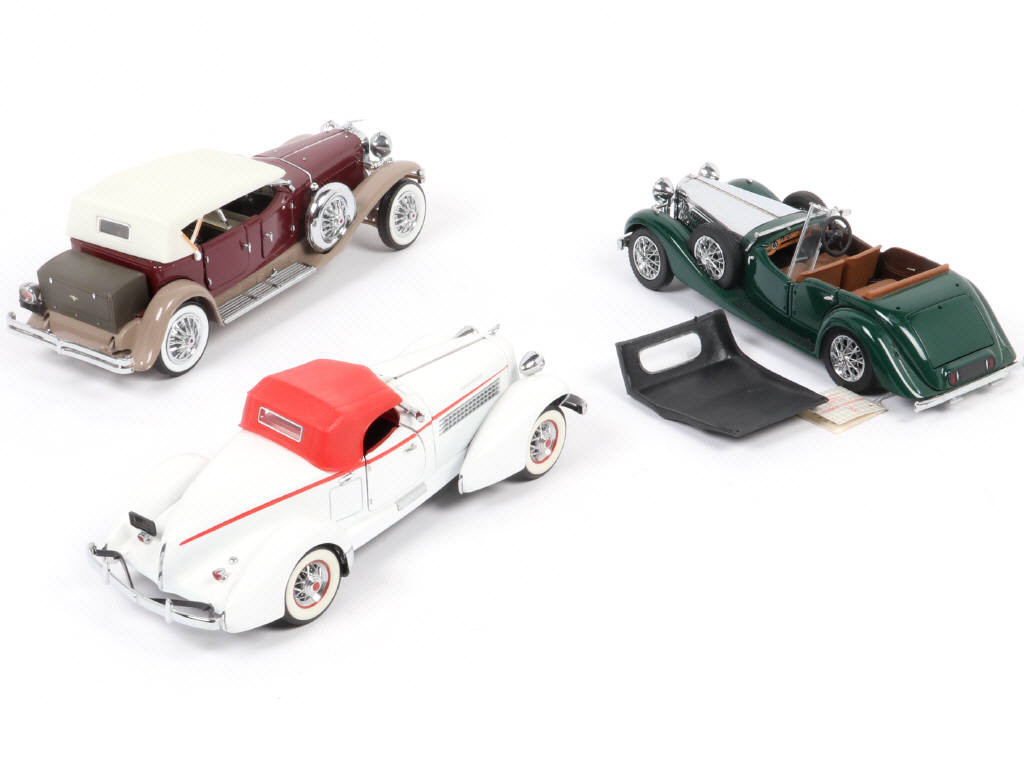 Lot 47 - FRANKLIN MINT (USA) (3)