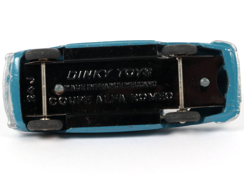 Lot 229 - DINKY TOYS (FRANCE) (1)