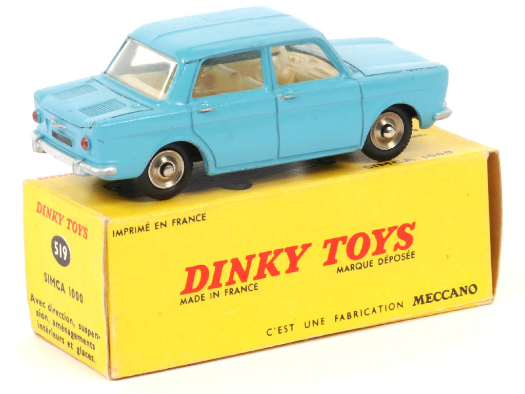 Lot 226 - DINKY TOYS (FRANCE) (1)