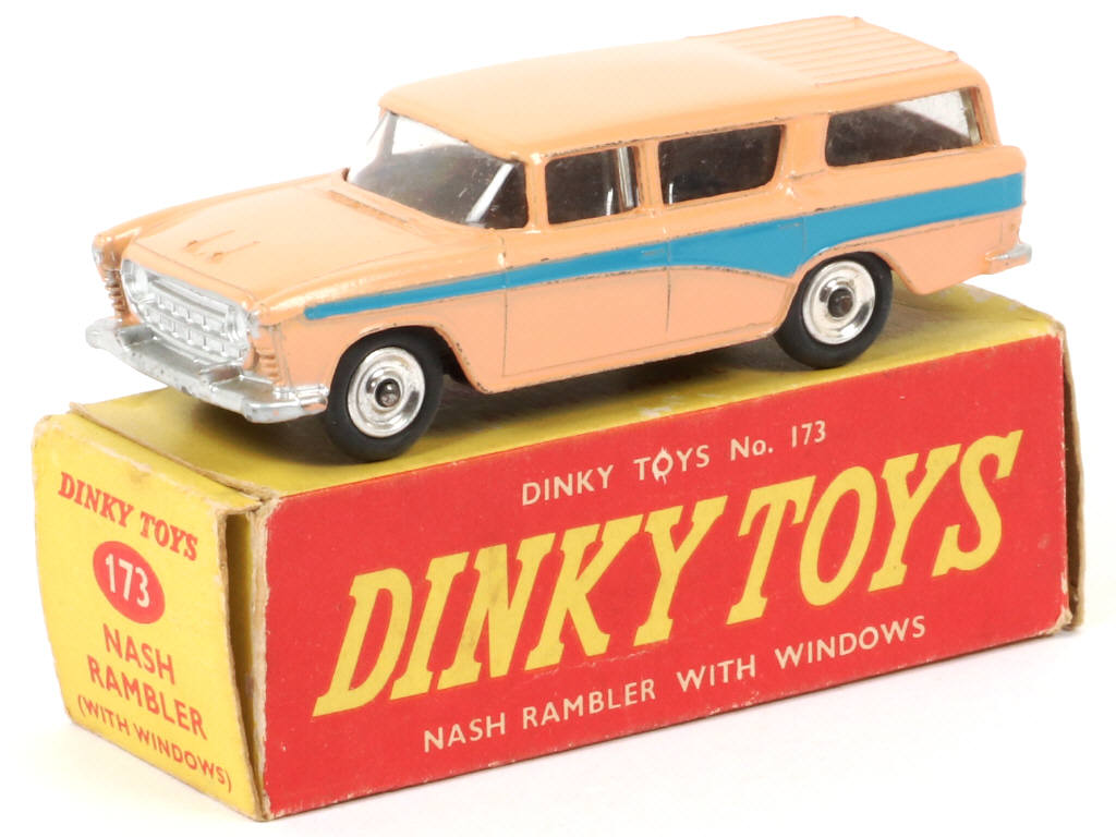 Lot 147 - DINKY TOYS (GB) (1)