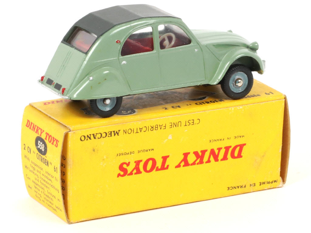 Lot 226 - DINKY TOYS (FRANCE) (1)