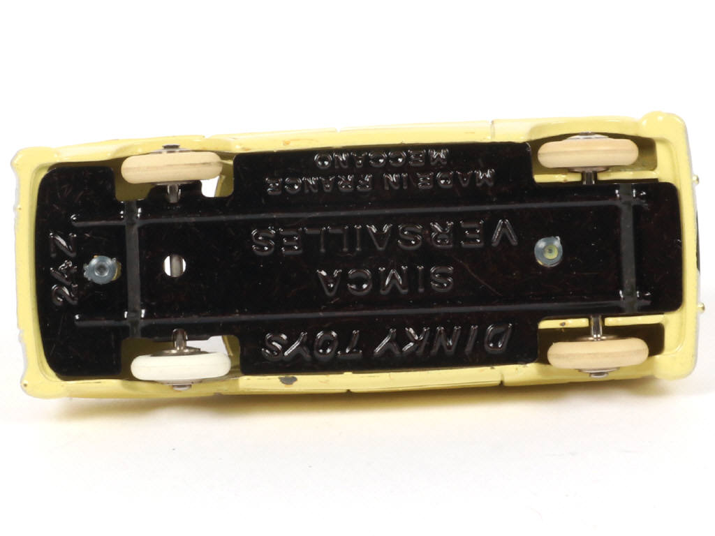 Lot 198 - DINKY TOYS (FRANCE) (1)