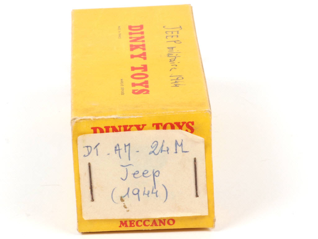 Lot 198 - DINKY TOYS (FRANCE) (1)