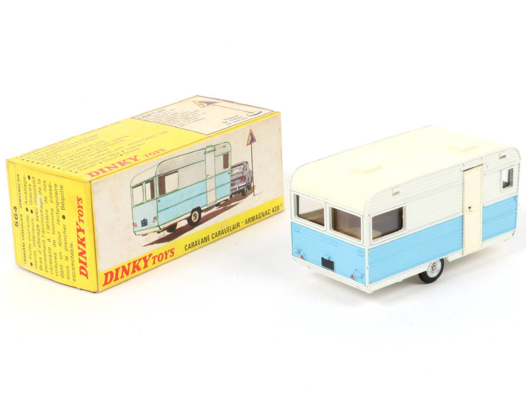 Lot 228 - DINKY TOYS (FRANCE) (1)