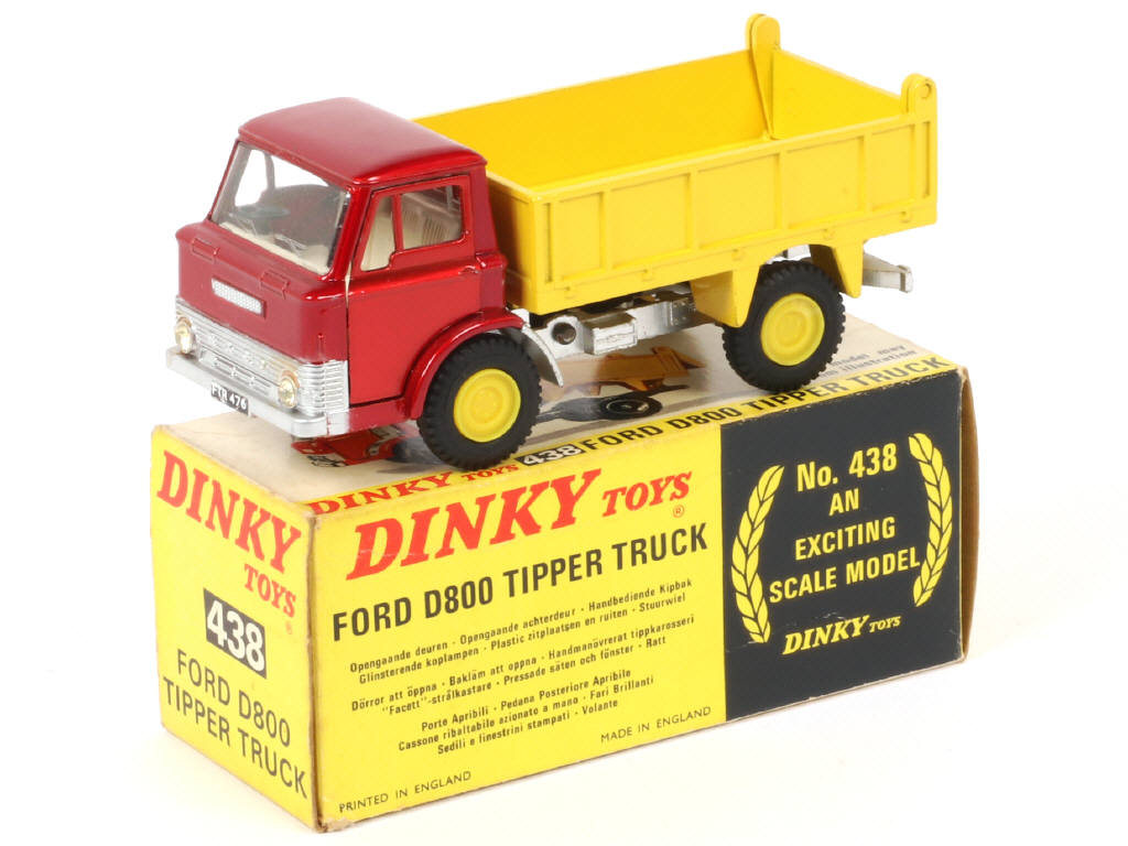 Lot 138 - DINKY TOYS (GB) (1)