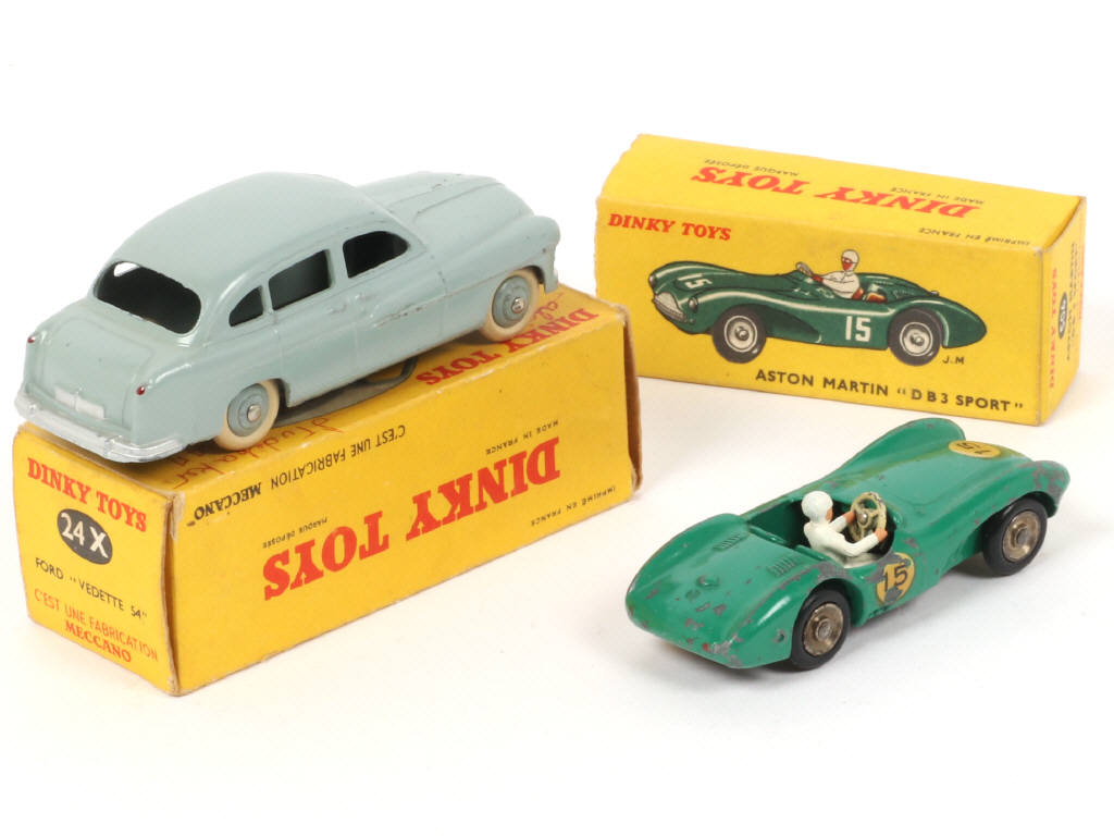 Lot 196 - DINKY TOYS (FRANCE) (2)