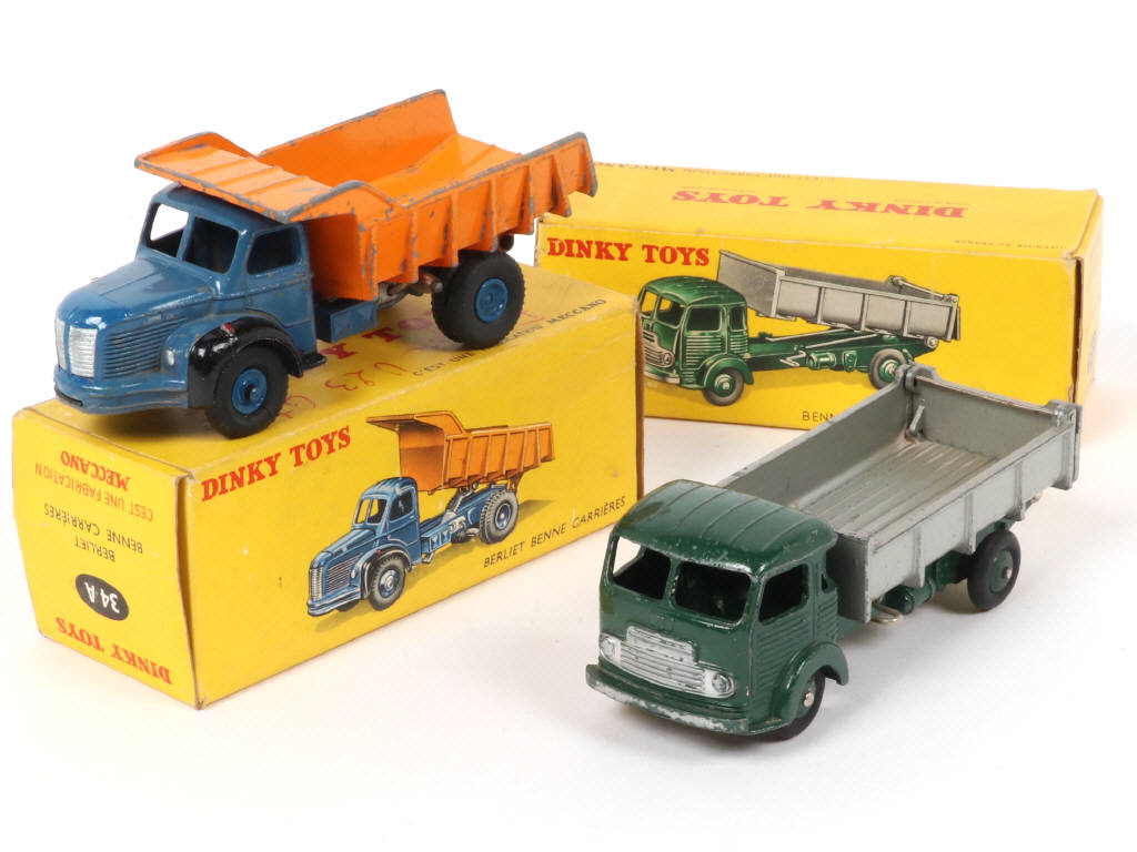Lot 249 - DINKY TOYS (FRANCE) (2)