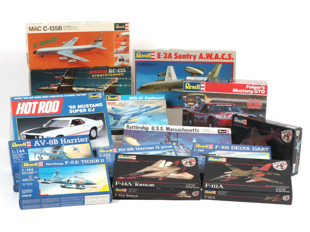 Lot 96 - REVELL (ALLEMAGNE) (14)