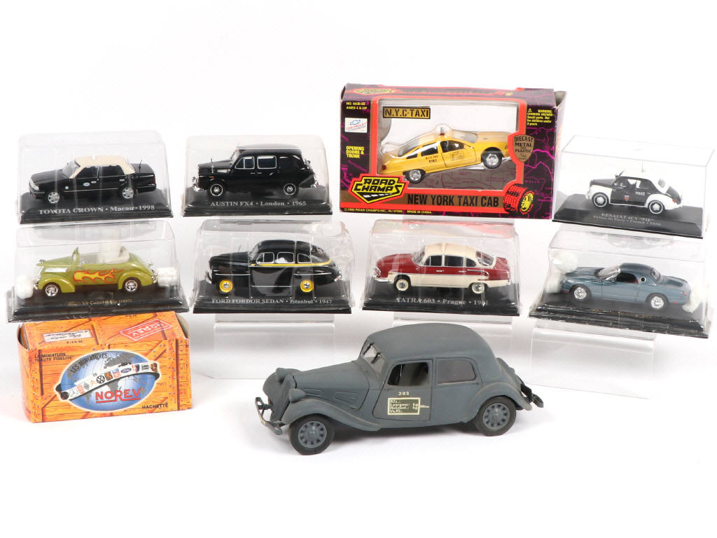 Lot 46 - DIVERS (10)