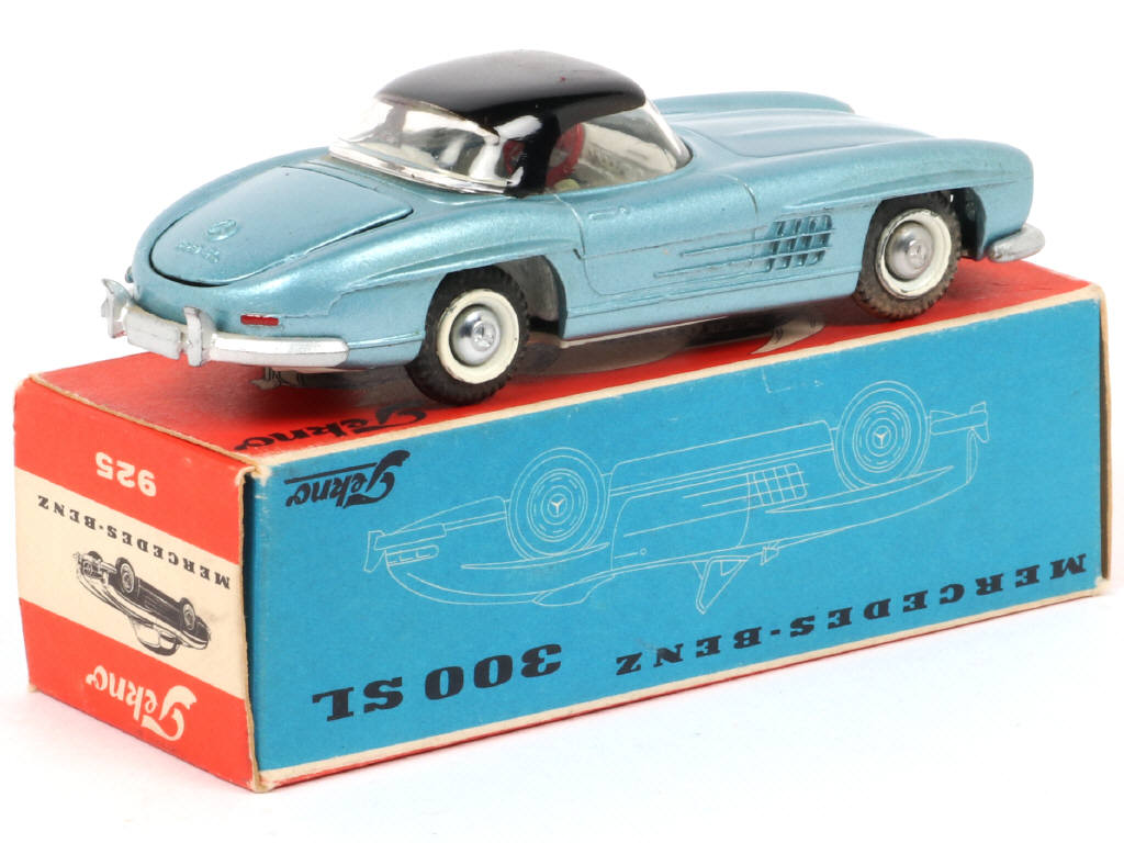 Lot 103 - TEKNO (DANEMARK) (1)