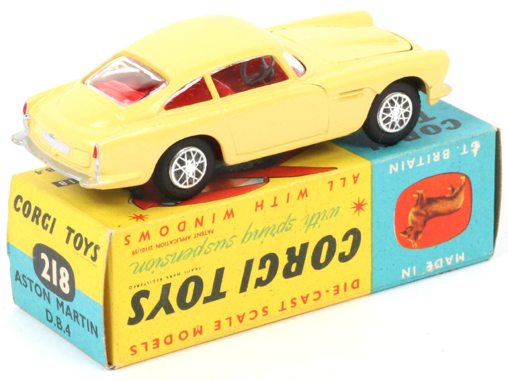 Lot 190 - CORGI TOYS (GB) (1)