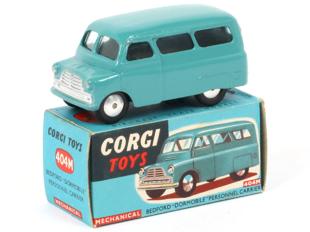 Lot 206 - CORGI TOYS (GB) (1)