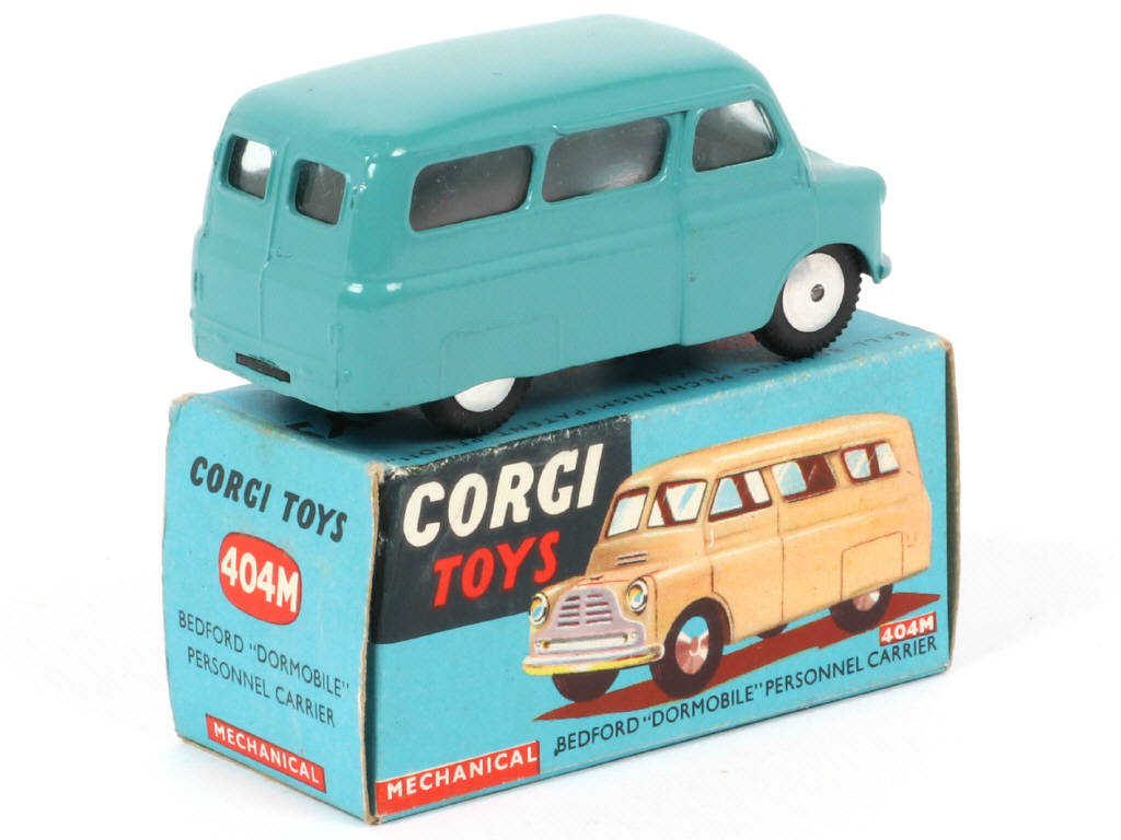Lot 206 - CORGI TOYS (GB) (1)