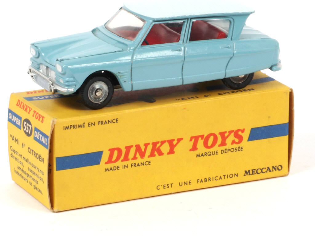Lot 372 - DINKY TOYS (FRANCE) (1)