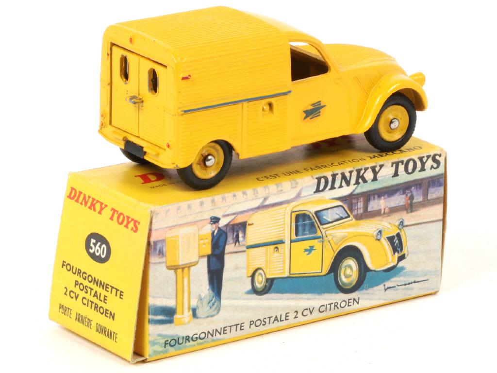 Lot 374 - DINKY TOYS (FRANCE) (1)
