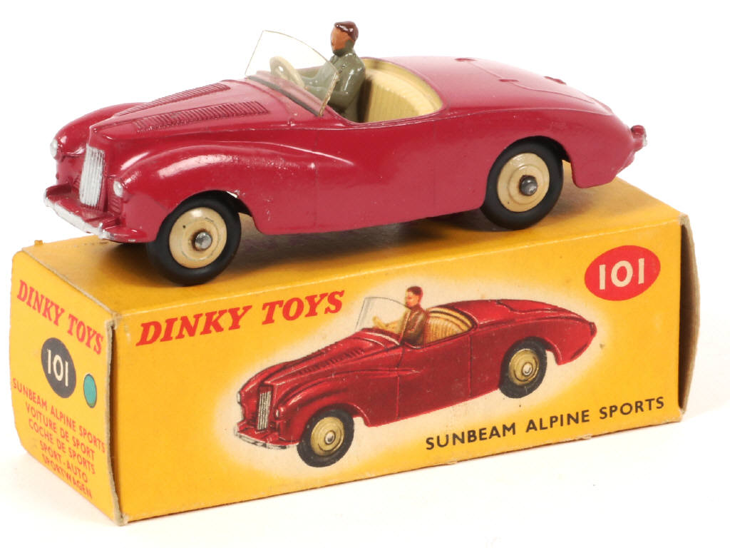 Lot 468 - DINKY TOYS (GB) (1)