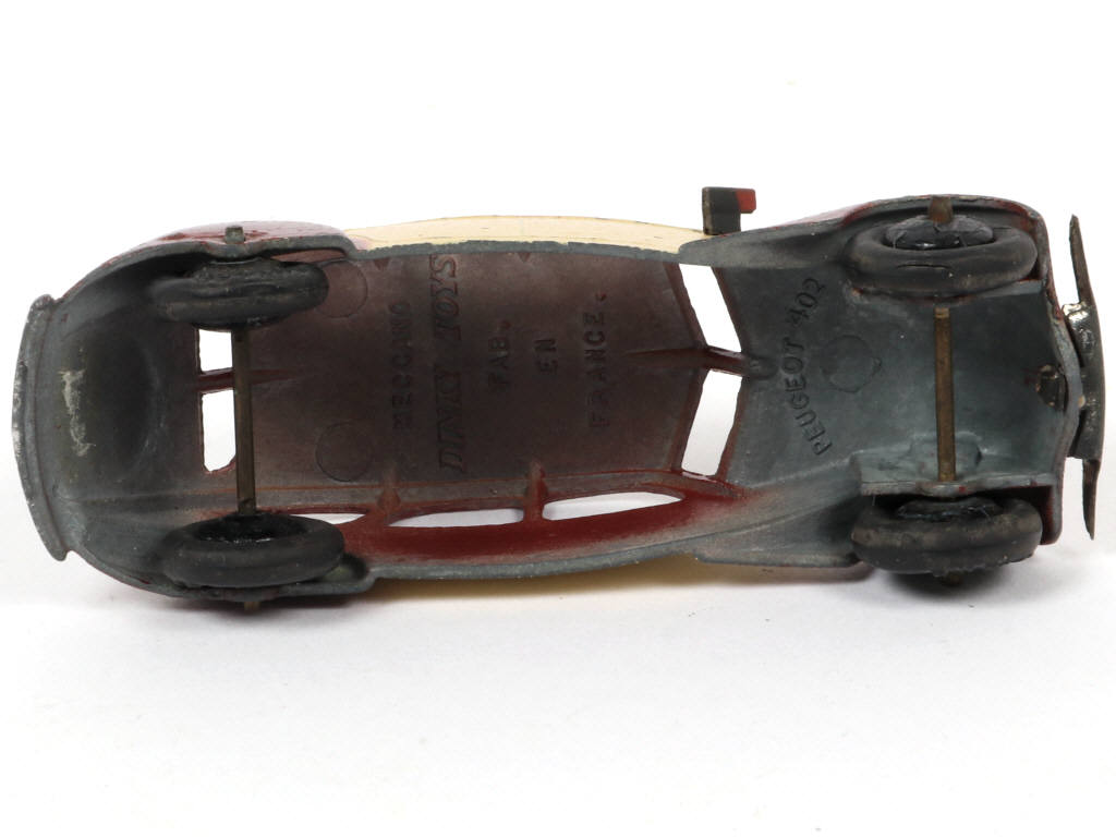 Lot 291 - DINKY TOYS (FRANCE) (1)