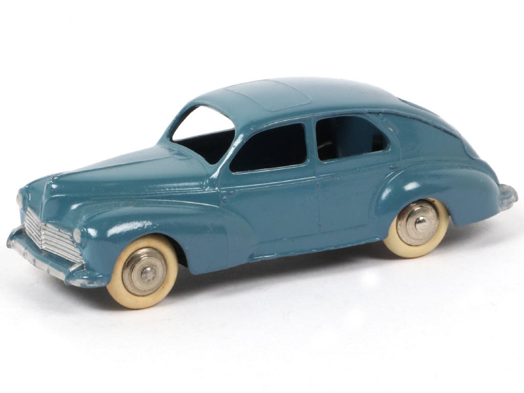 Lot 300 - DINKY TOYS (FRANCE) (1)