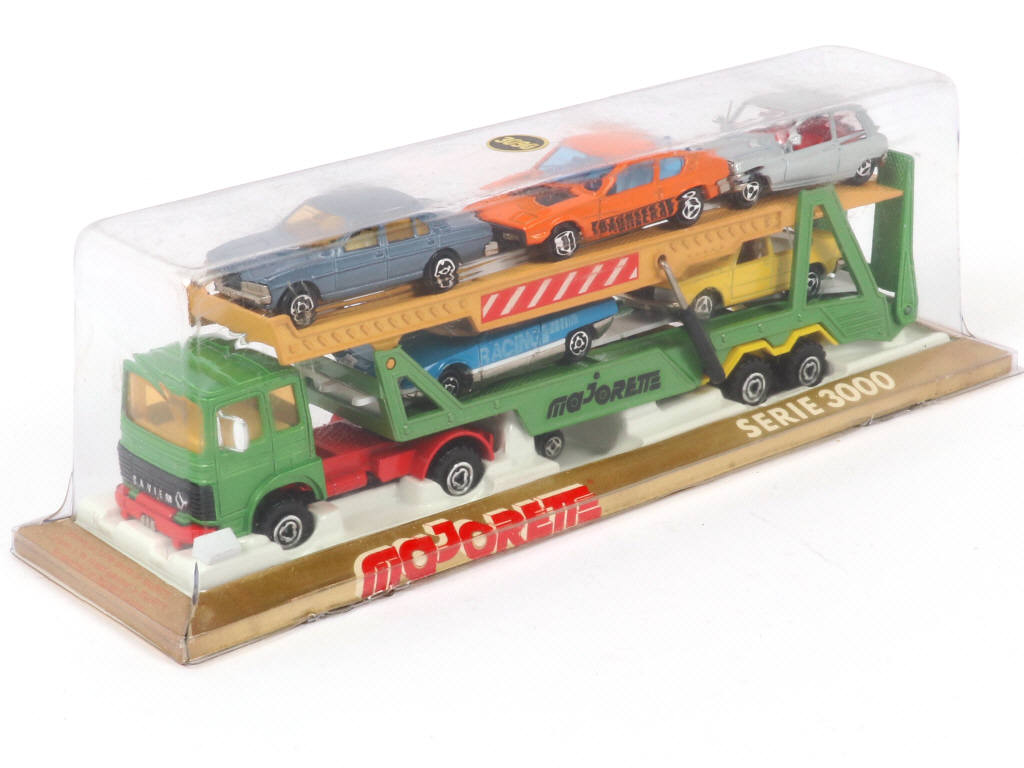 Lot 239 - MAJORETTE (FRANCE) (1)
