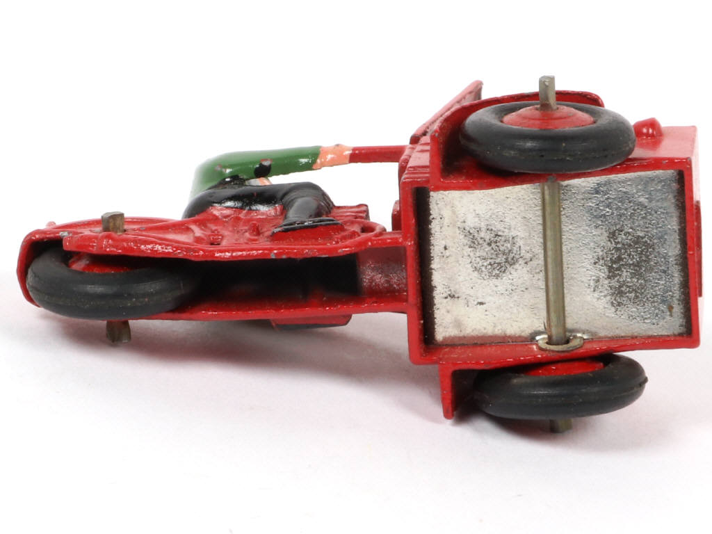 Lot 286 - DINKY TOYS (FRANCE) (1)