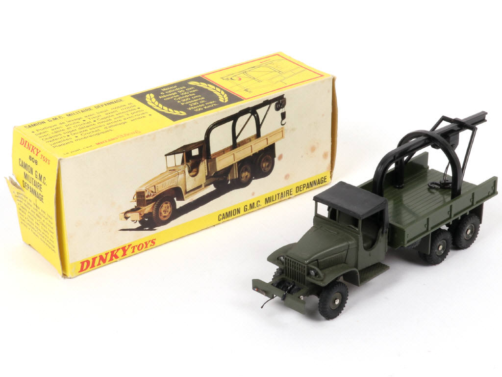 Lot 447 - DINKY TOYS (FRANCE) (1)