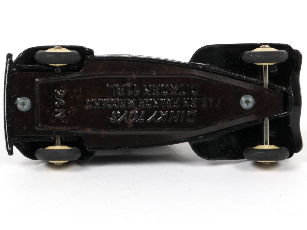 Lot 292 - DINKY TOYS (FRANCE) (1)