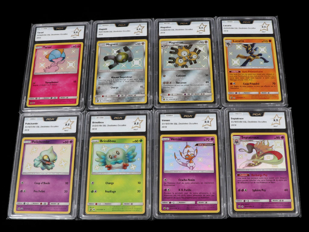 Lot 42 - POKEMON COMPANY (USA) (42)