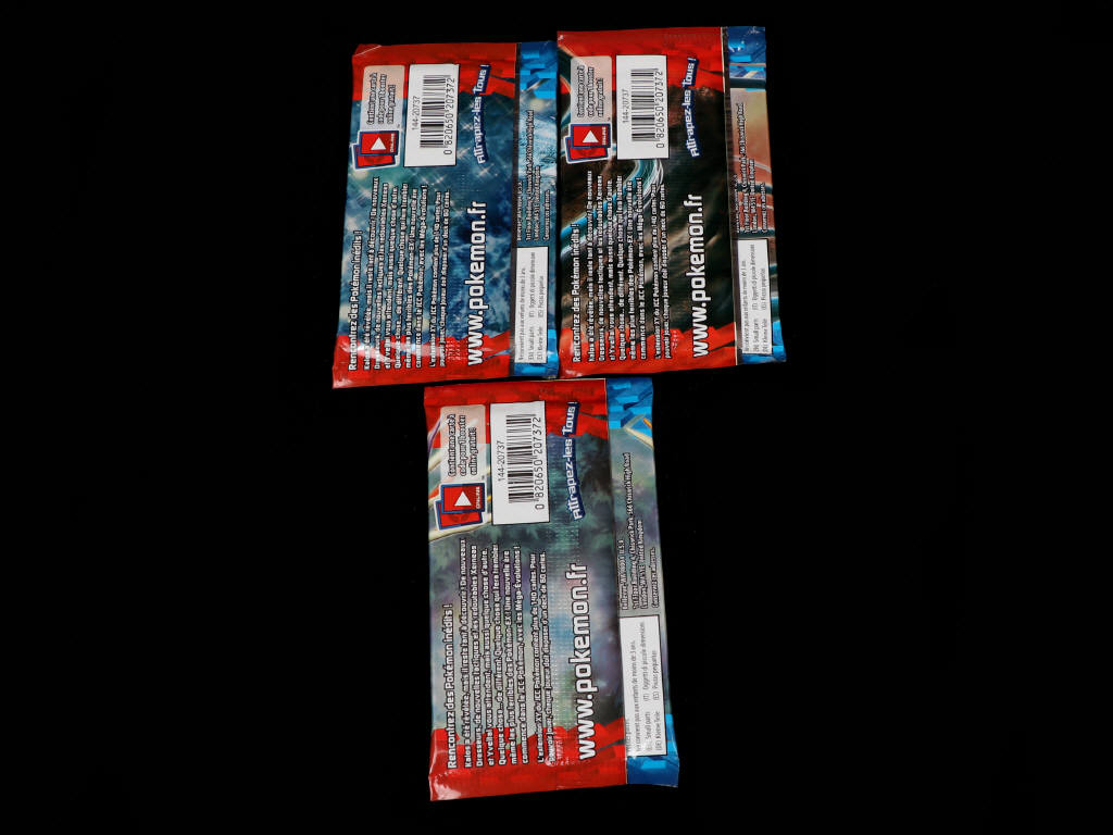 Lot 46 - POKEMON COMPANY (USA) (3)