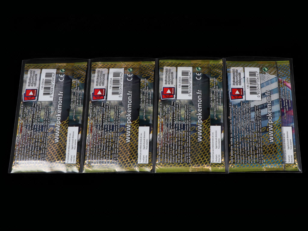 Lot 98 - POKEMON COMPANY (USA) (4)