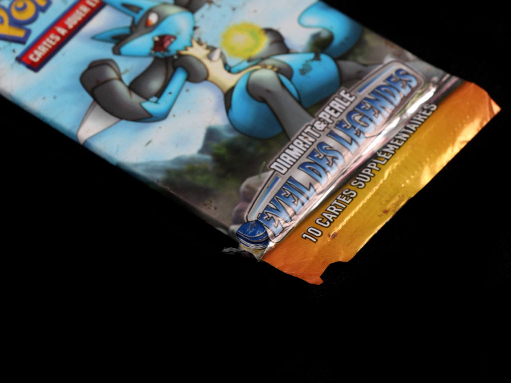 Lot 208 - DIVERS (12)