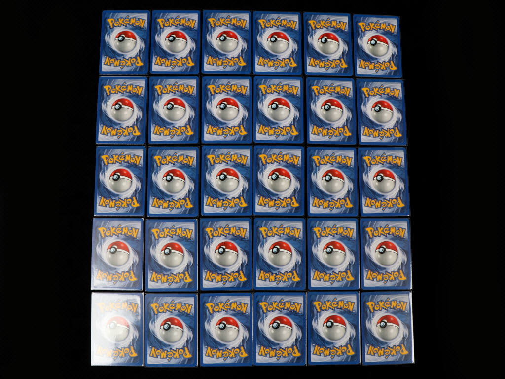 Lot 75 - POKEMON COMPANY (USA) (111)