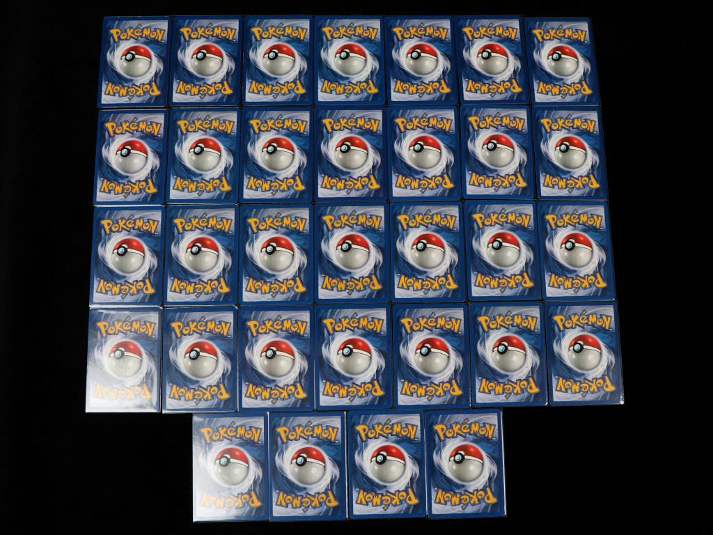 Lot 140 - POKEMON COMPANY (USA) (62)