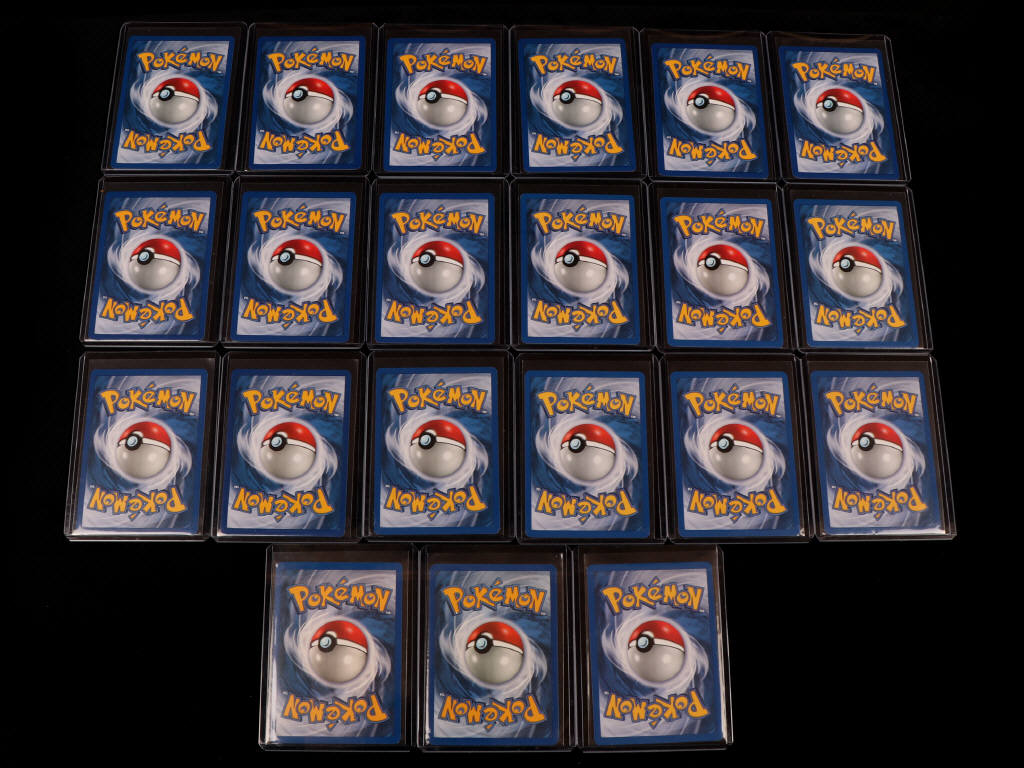 Lot 137 - POKEMON COMPANY (USA) (21)