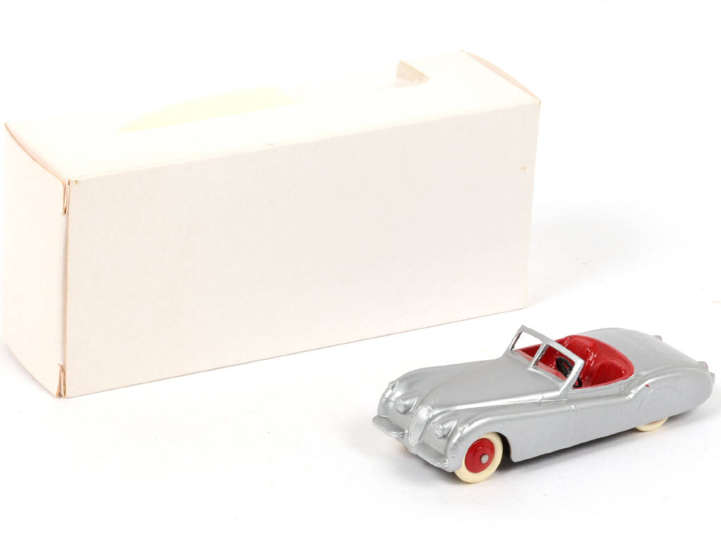 Lot 248 - CLUB DINKY FRANCE (1)