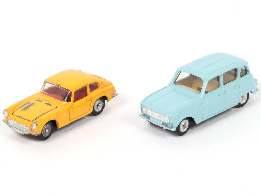 Lot 174 - DINKY TOYS (FRANCE) (2)