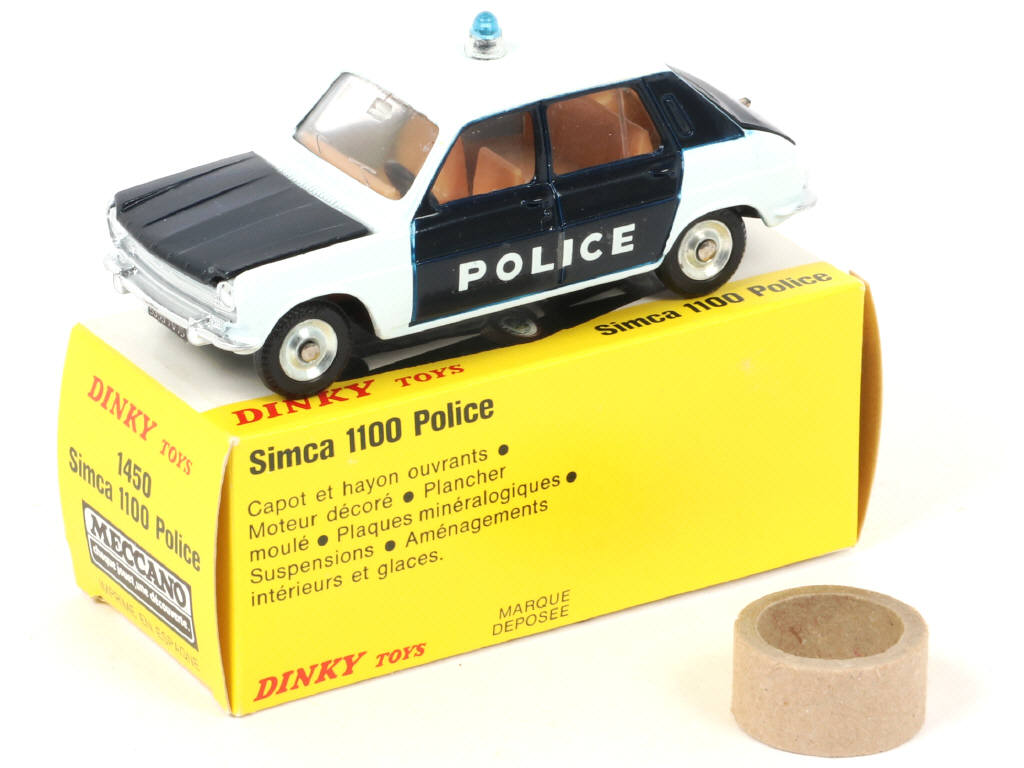 Lot 165 - DINKY TOYS (FRANCE) (1)