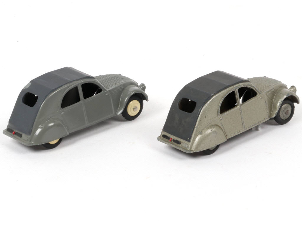 Lot 194 - DINKY TOYS (FRANCE) (2)