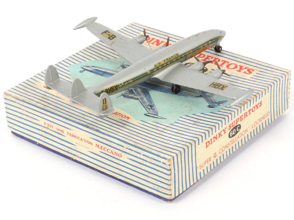 Lot 122 - DINKY TOYS (FRANCE) (1)