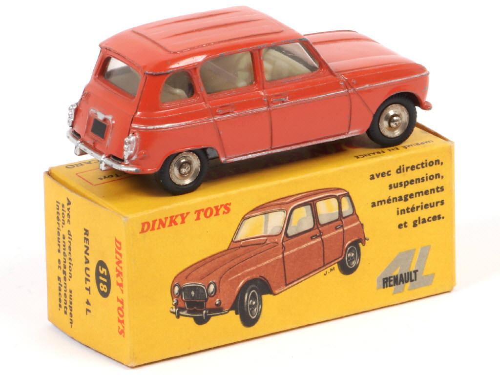 Lot 133 - DINKY TOYS (FRANCE) (1)