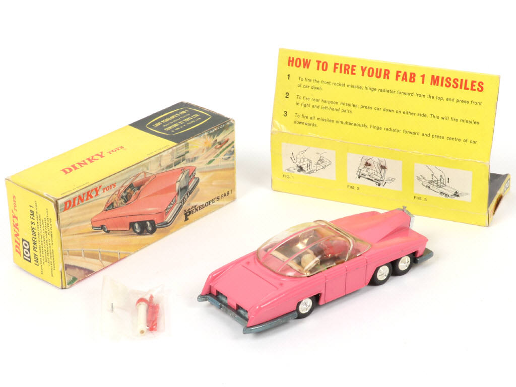 Lot 159 - DINKY TOYS (GB) (1)