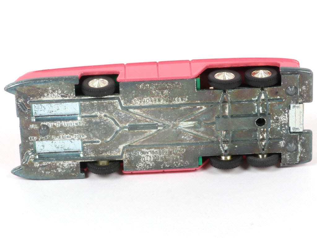 Lot 159 - DINKY TOYS (GB) (1)