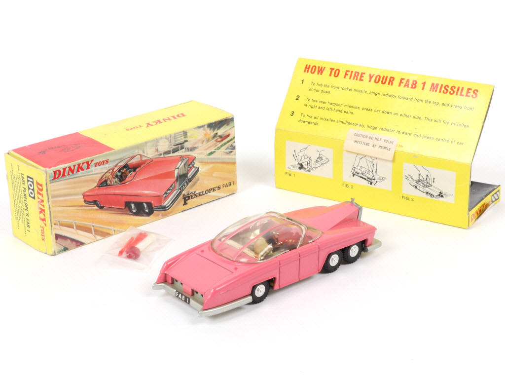 Lot 157 - DINKY TOYS (GB) (1)