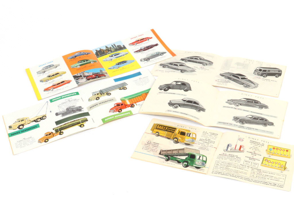 Lot 3 - DINKY TOYS (FRANCE) (5)