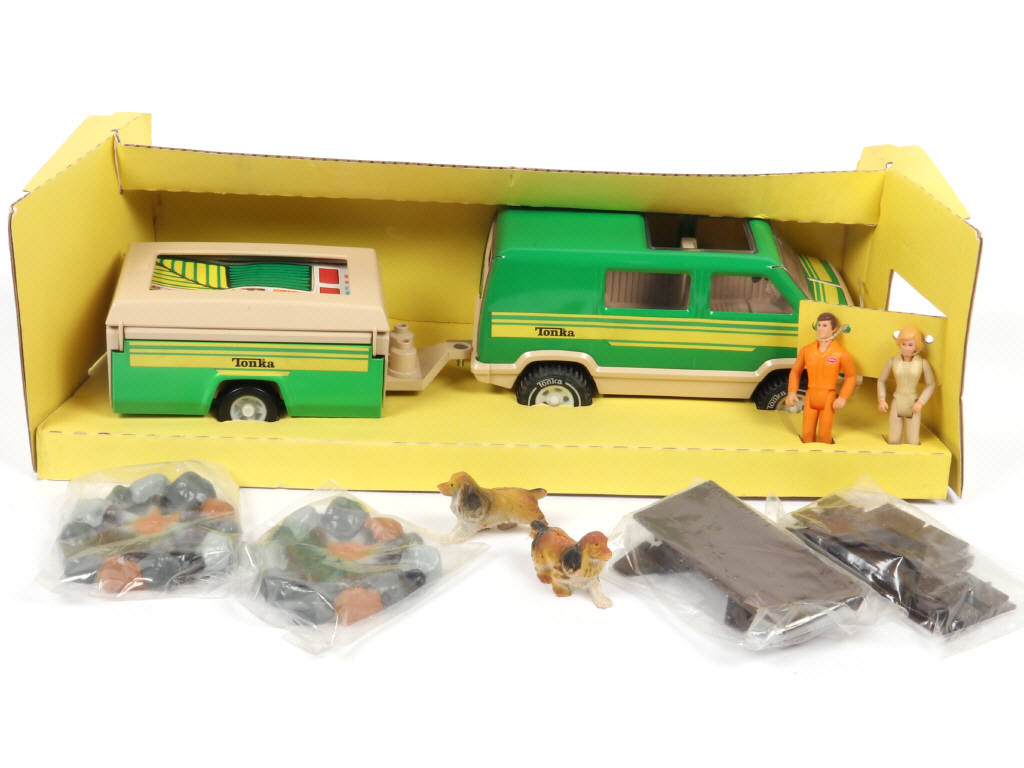 Lot 81 - TONKA (CANADA) (1)
