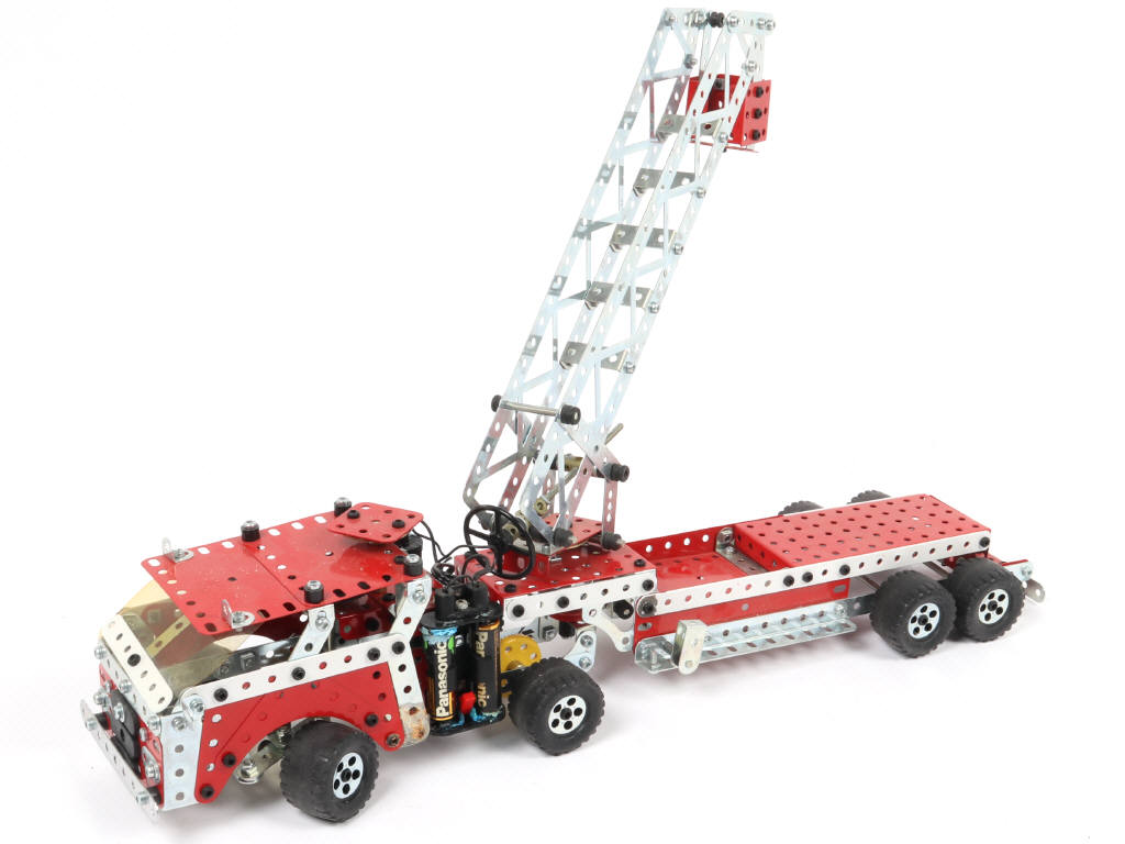 Lot 64 - MECCANO (FRANCE) (10)