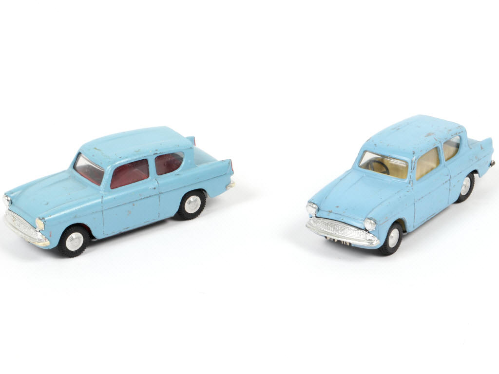 Lot 205 - SPOT-ON (GB) (2)