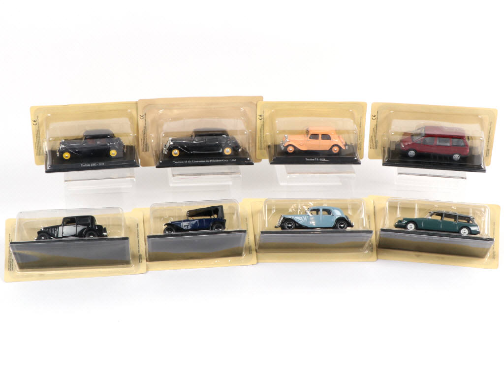 Lot 290 - EDITIONS ATLAS (FRANCE) (8)