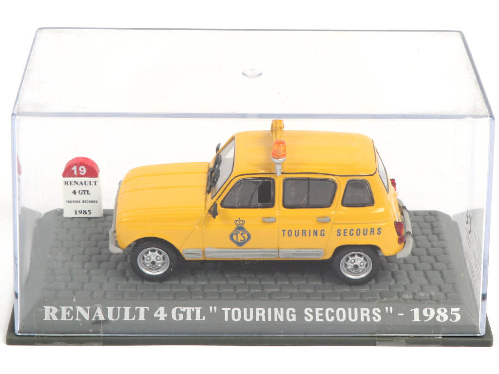 Lot 169 - UNIVERSAL HOBBIES (CHINE) (9)